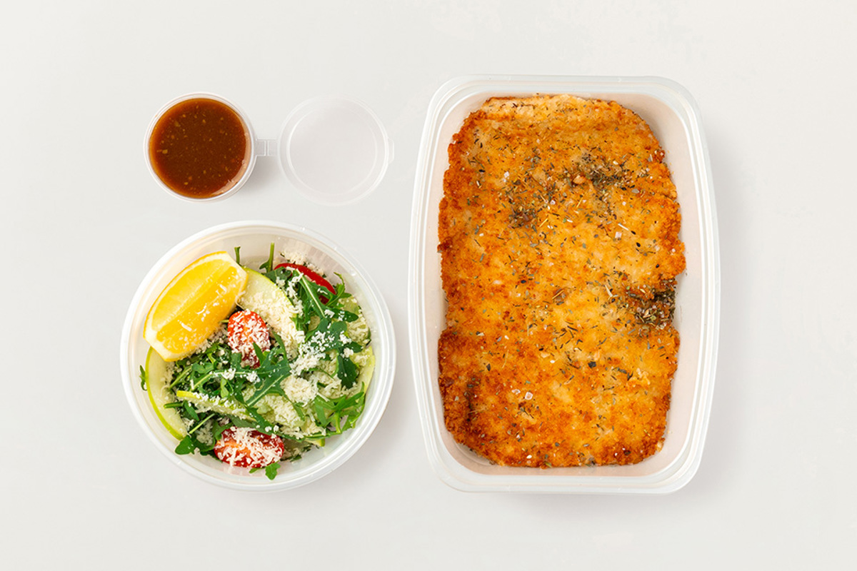 Шницель по-милански Шницель по-милански