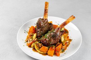 Ножки ягнёнка с овощами