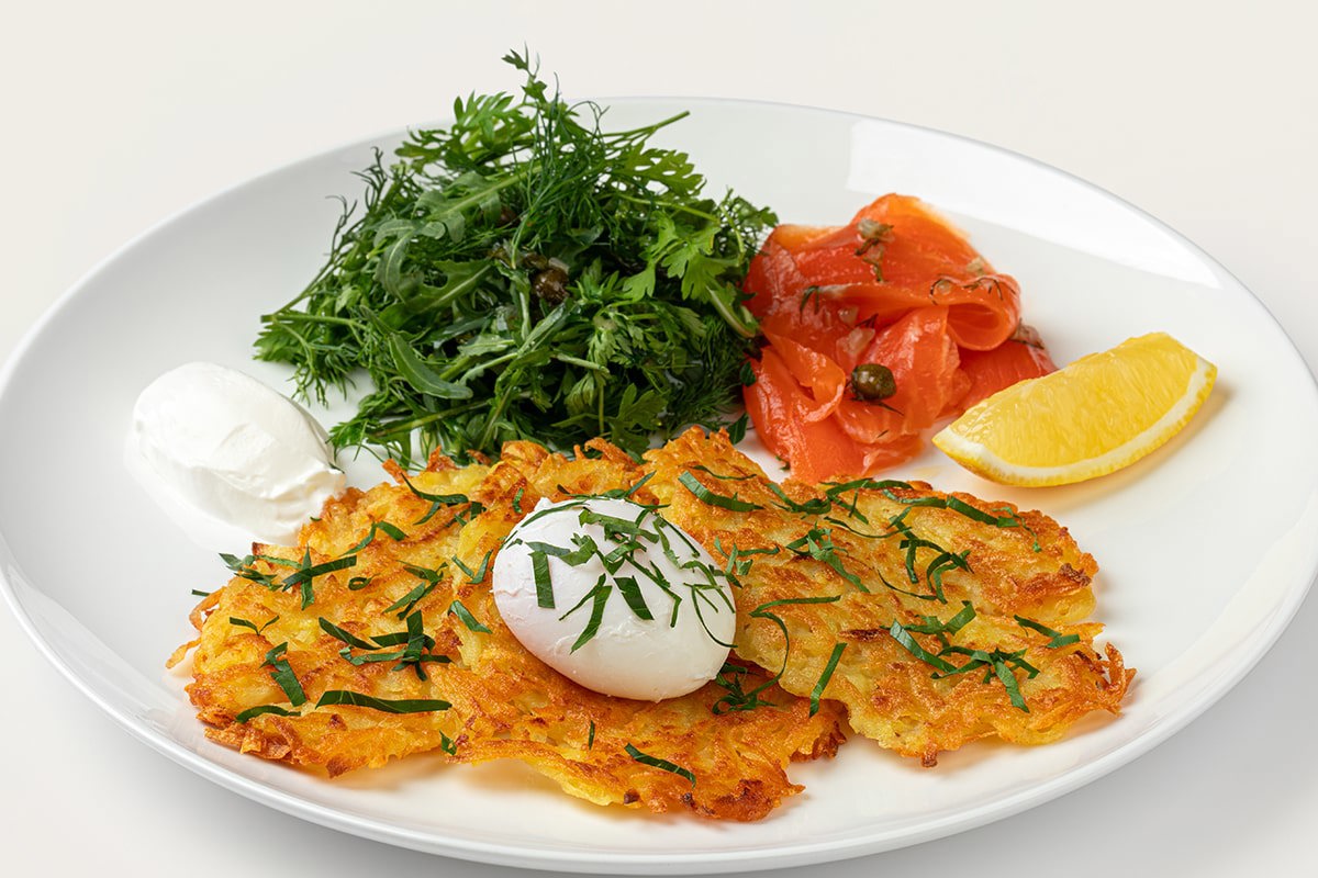 Лосось с драниками Лосось с драниками