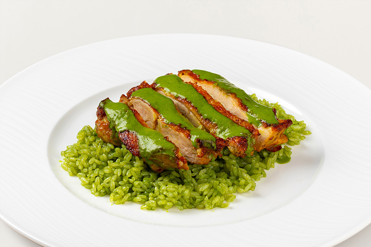 Курица с рисом и зелёным карри Курица с рисом и зелёным карри