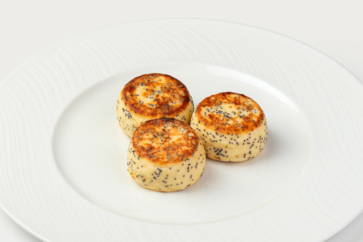 Сырники с маком Сырники с маком