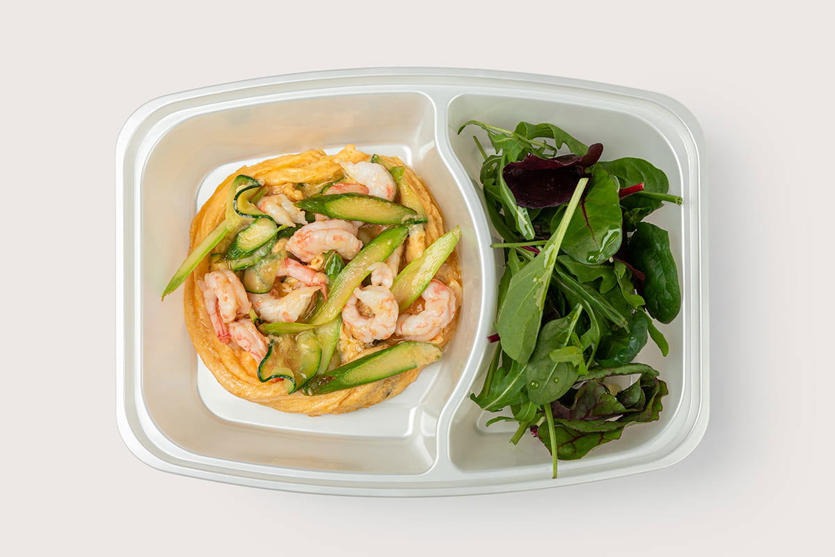 Омлет со спаржей и магаданскими креветками