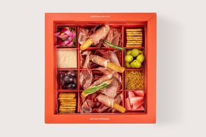 Ассорти мясных деликатесов Ассорти мясных деликатесов