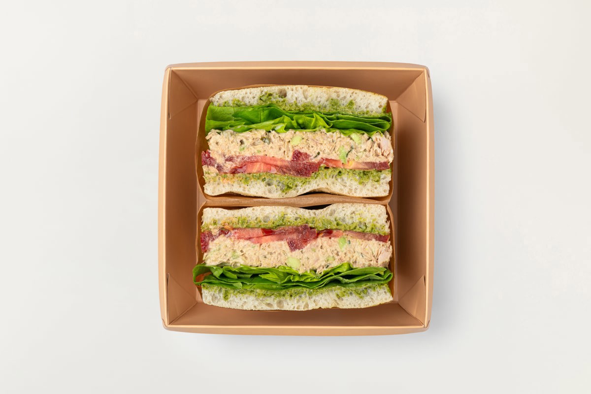 Сэндвич с тунцом